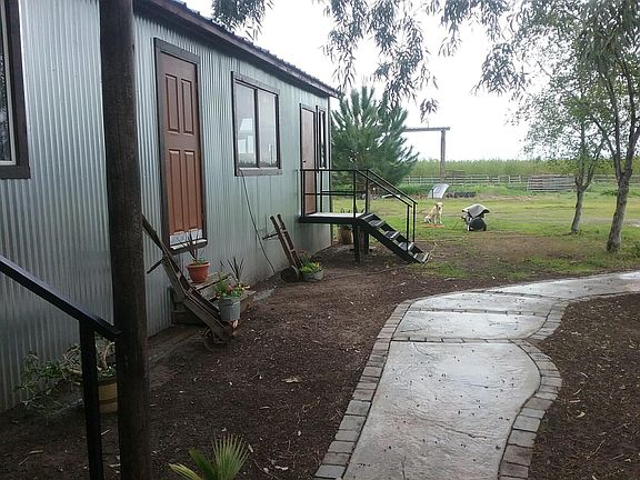 4th image of 1640 County Road 99w