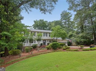 3825 Creekview Dr NE, Marietta, GA 30068