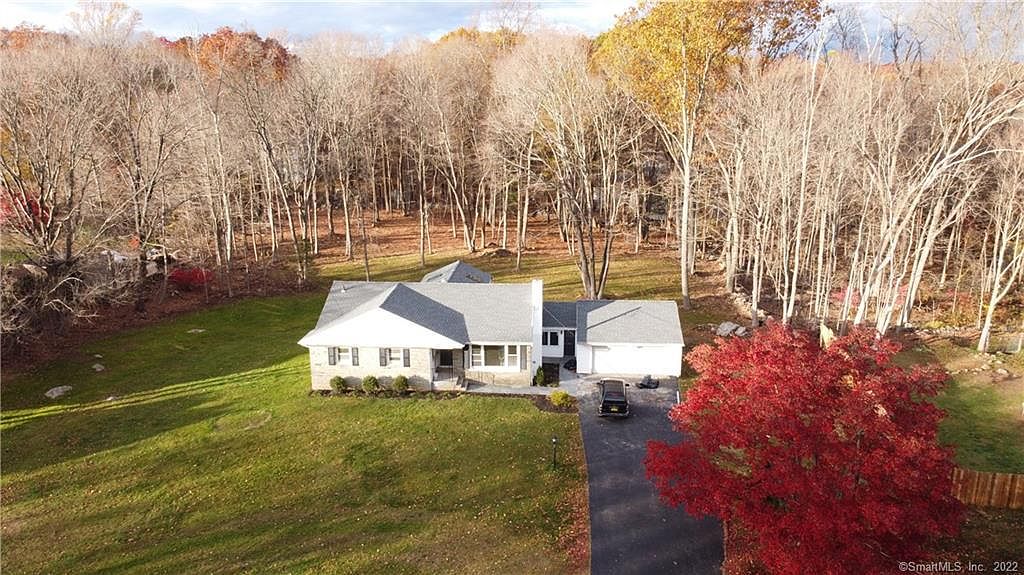 204 Tashua Rd, Trumbull, CT 06611 Zillow