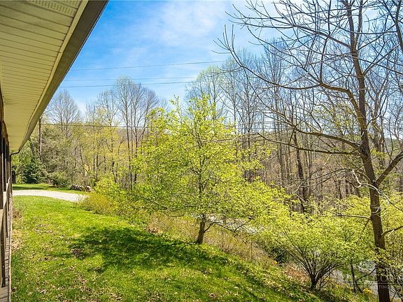 3rd image of 351 Timber Ridge Road