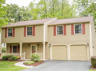 8729 Marinus Dr, Baldwinsville, NY 13027