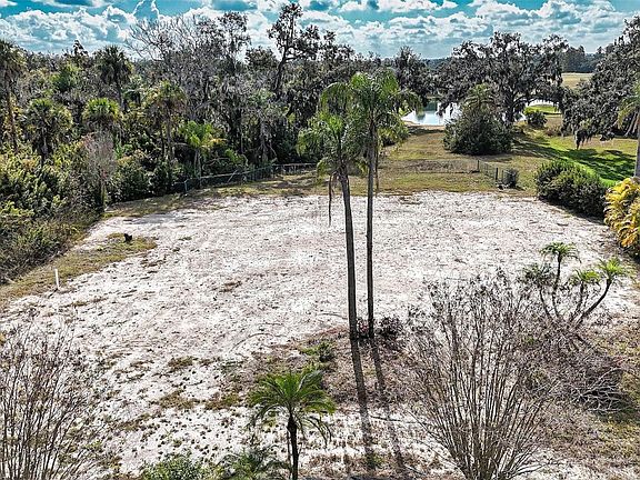 4th image of 3001 WILDERNESS BOULEVARD E