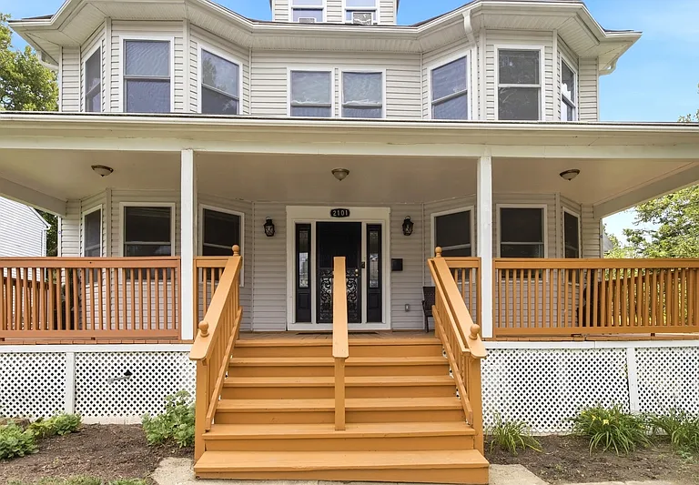 2101 Allendale Rd — Photo 1