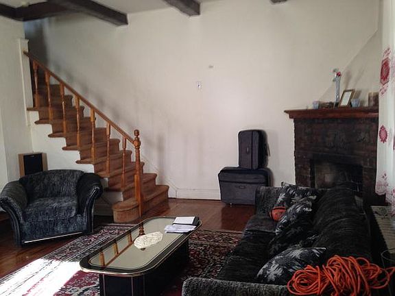 3rd image of 11124 175th St