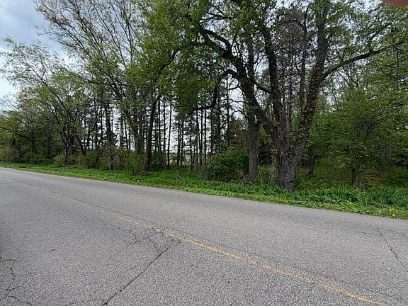 3rd image of 18 Mile Rd