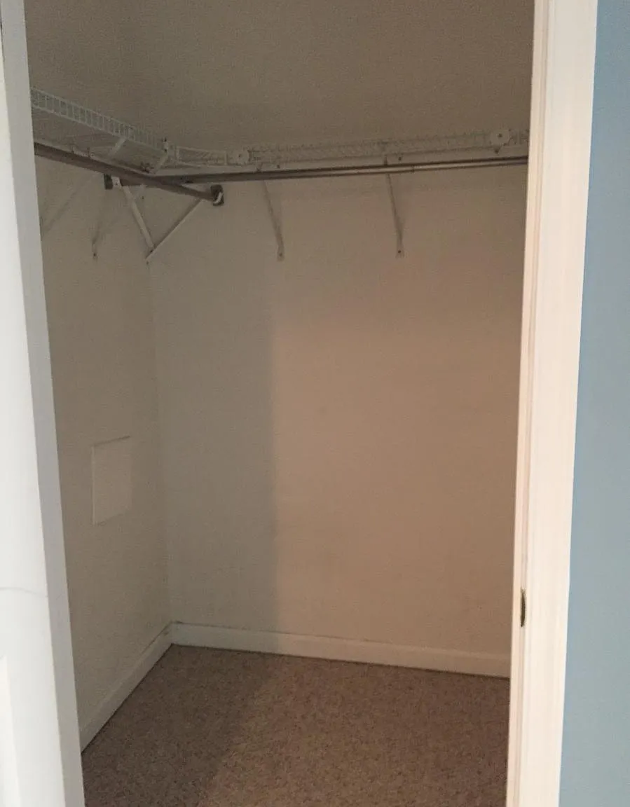 2 bed, 1104 sqft, $2,300 — Photo 4