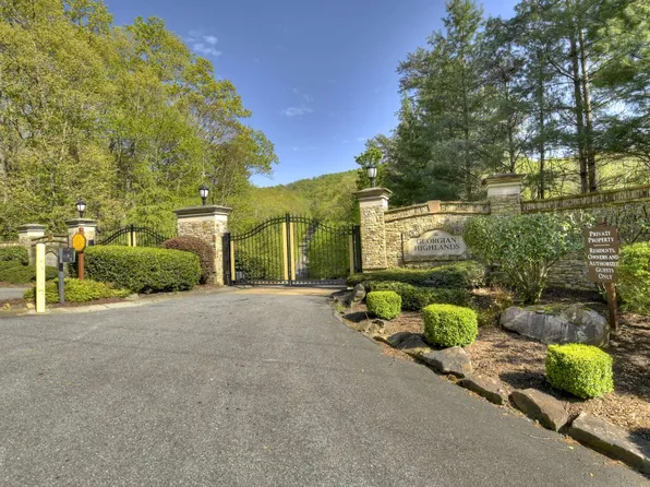 3379 Saint Andrews Way, Ellijay, GA 30536