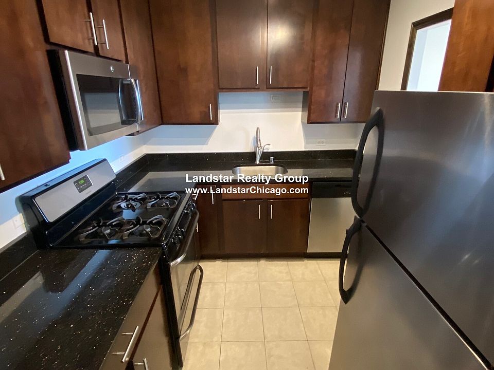 1st image of 3639 N Pine Grove Ave APT 21G