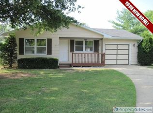 1040 Oxford Ct, Charleston, IL
