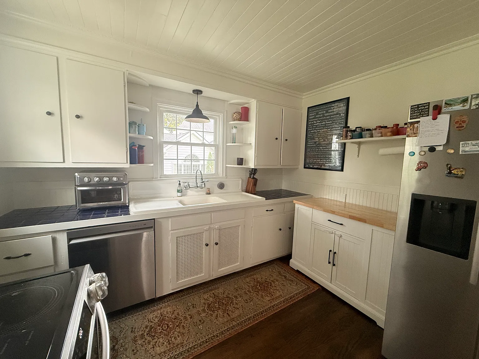 3 bed, 1660 sqft, $3,150 — Photo 2