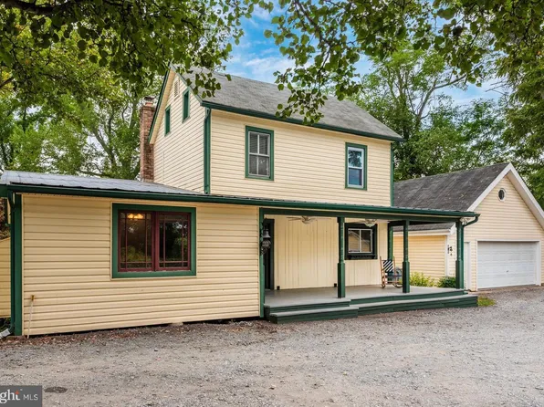 22121 Dickerson Rd, Dickerson, MD 20842