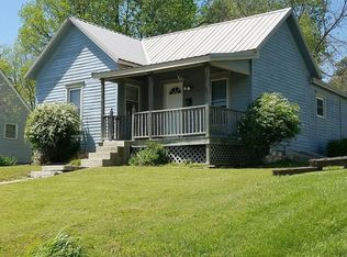 712 Hays St, Council Grove, KS 66846