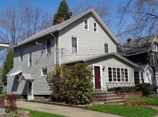 409 Harbor St, Conneaut, OH 44030