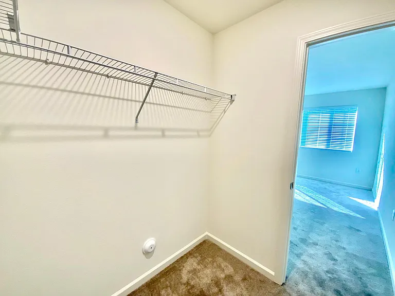 3912 Bissett Way — Photo 25