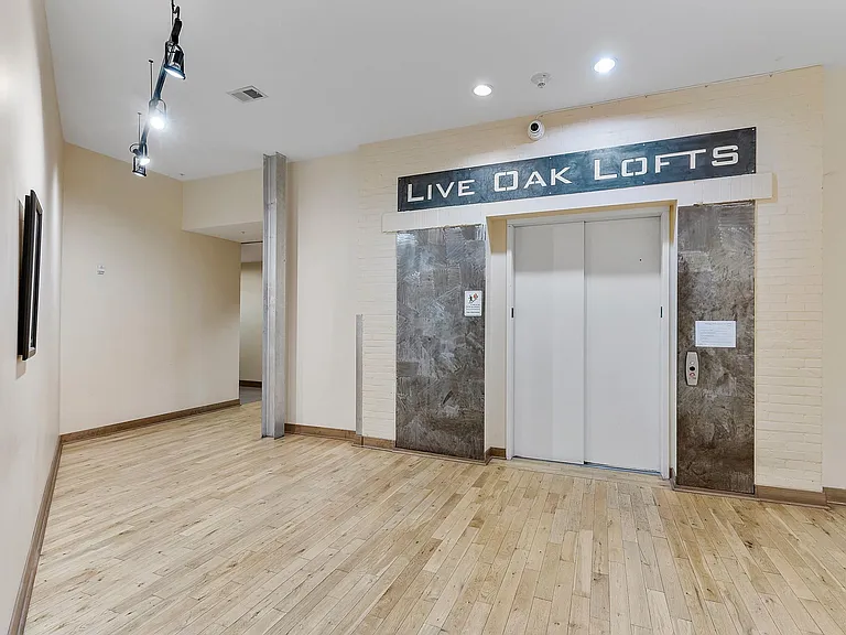 1312 Live Oak St #215 — Photo 29