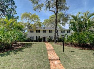 1005 Bayvista Dr, Tarpon Springs, FL 34689