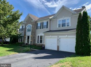 12658 Rushing Creek Ct, Bristow, VA 20136