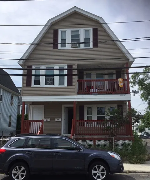 122 Holton St #122 — Photo 1