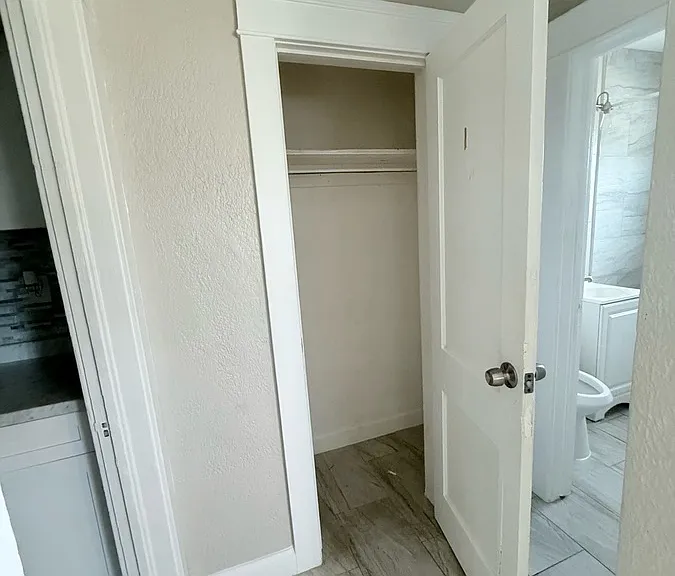 1103 Drew St #1 — Photo 11