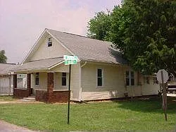 889 S Cofax St photo 1