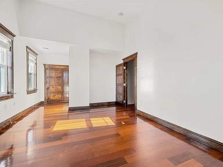 76 Taft Ave #2 — Photo 26