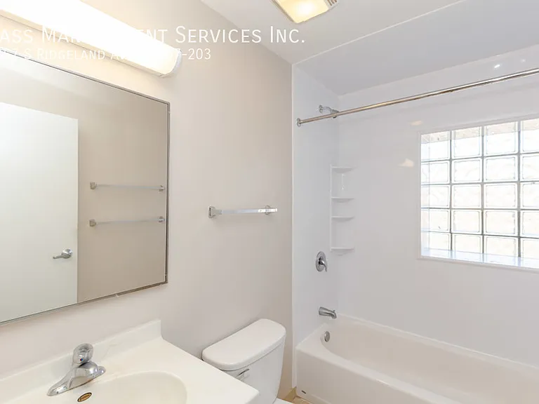6857 S Ridgeland Ave #203 — Photo 6