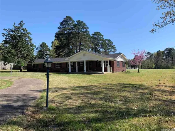 108 E Victory St, Star City, AR 71667