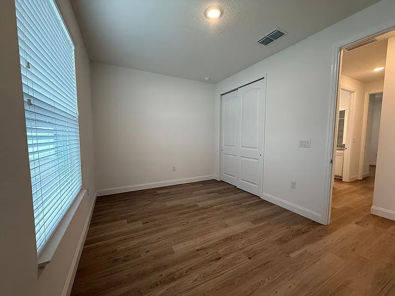 47 La Mancha Dr — Photo 29