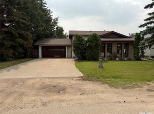 202 1st St E, Glaslyn, SK S0M0Y0