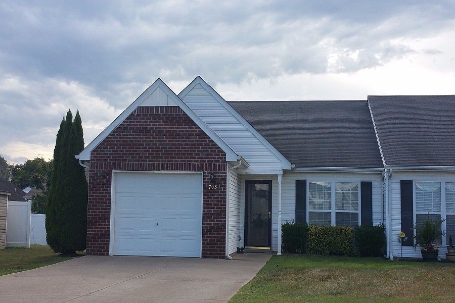 1st image of 705 Erie Ct