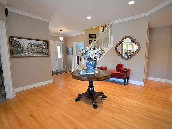 2nd image of 2632 W Lake Park Ct
