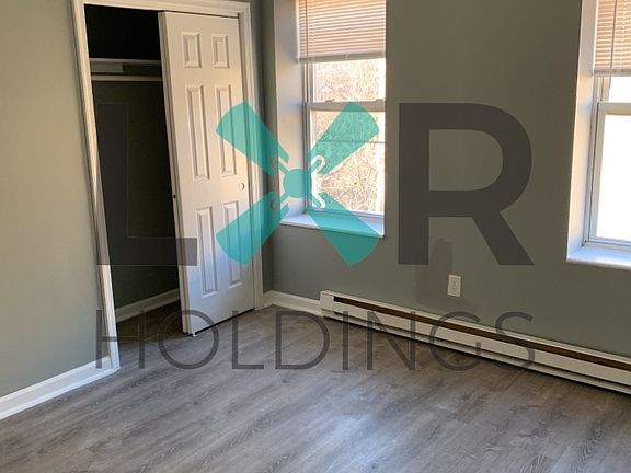 2nd image of 1822 W Erie Ave APT 3