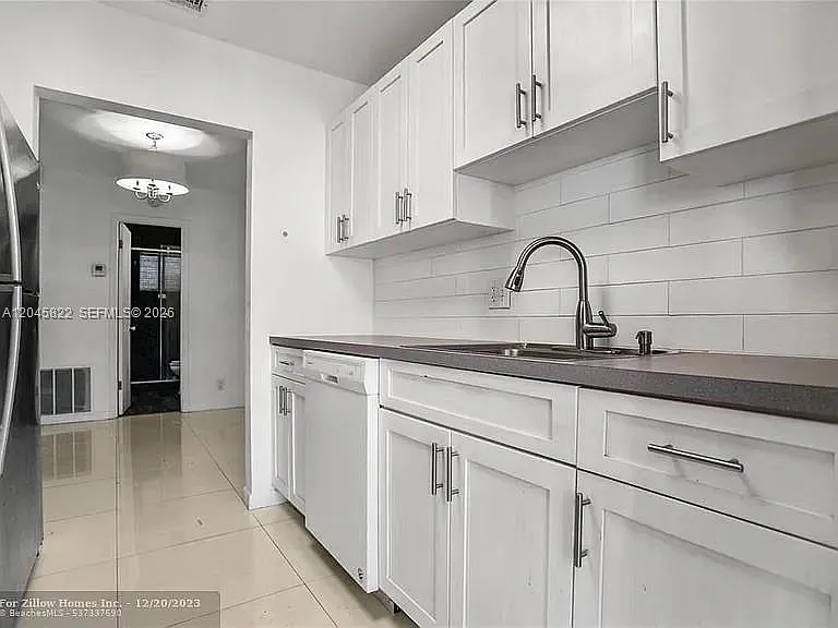 348 S Federal Hwy #31 — Photo 6