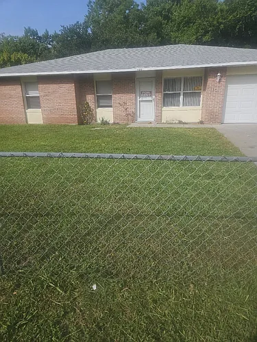 526 Loomis Trl Photo 1