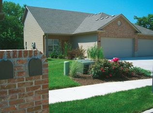 3200-3202 Jenne Hill Dr, Columbia, MO 65202