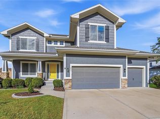 201 SW Lake Side Dr, Blue Springs, MO 64064