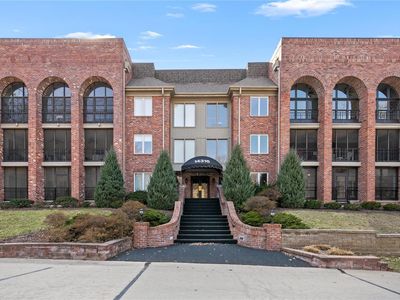 14316 E Conway Meadows Ct #101, Chesterfield, MO, 63017