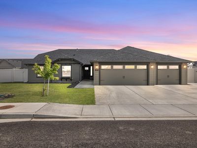 3870 Curtis Dr, West Richland, WA, 99353