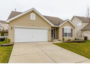 5512 Emerald Ridge Dr, Saint Charles, MO 63304