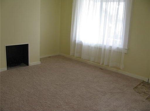 4th image of 225 Wallace Ave