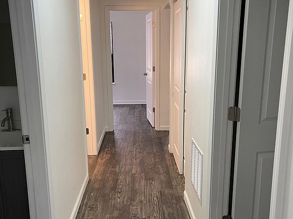 5th image of 4028 Peck St