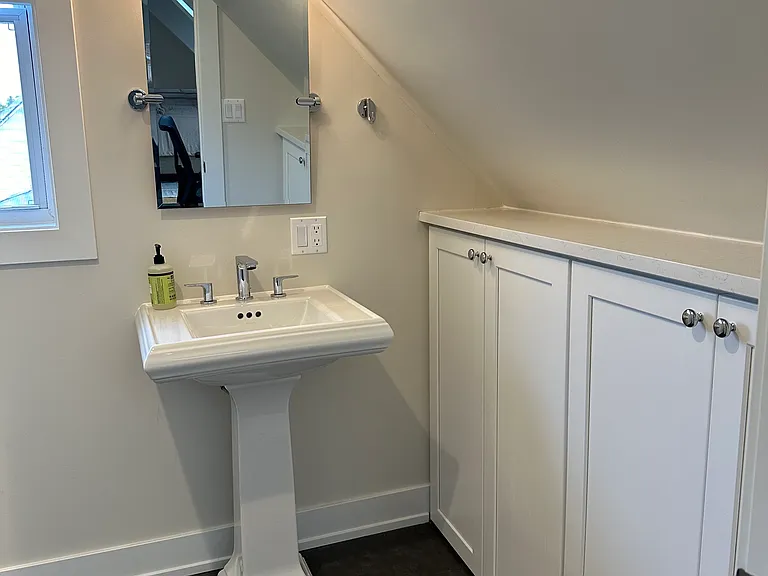 5342 W Winona St — Photo 16