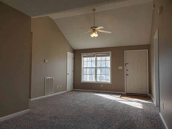 5th image of 426 Cranklen Cir