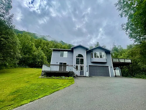 21507 Tony Cir Photo 1