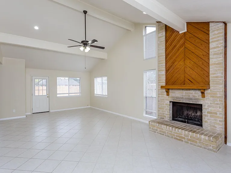 2703 Ferry Lndg — Photo 8