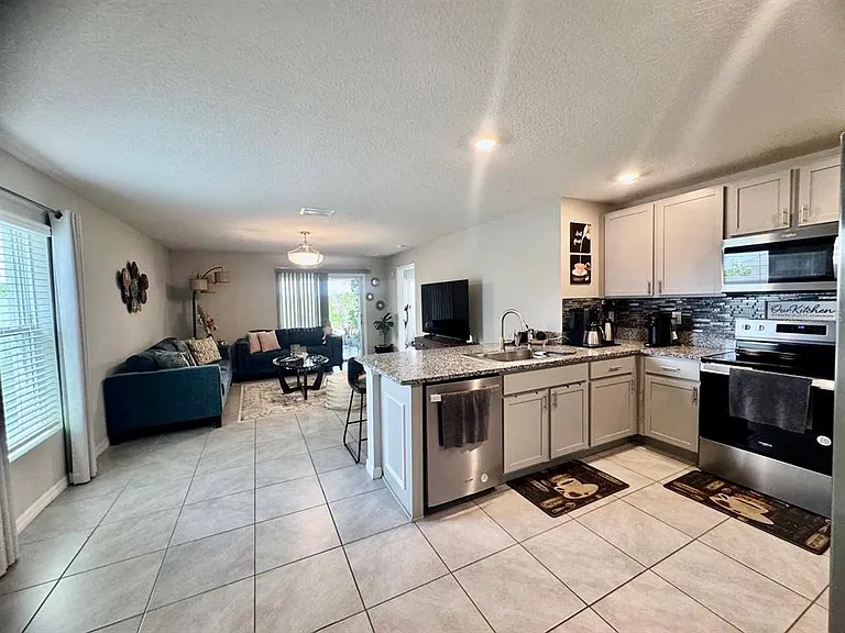 16605 Mosaic Oar Dr — Photo 5