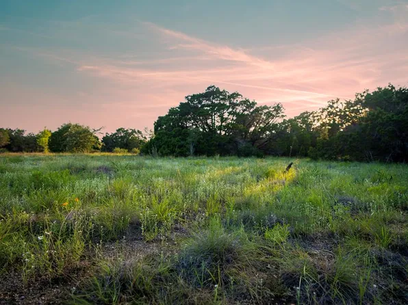 1347 Gold Rd, Wimberley, TX 78676