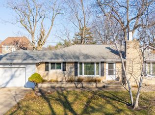 1504 N 5th St, Pekin, IL 61554