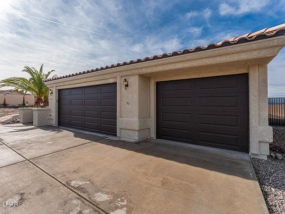 4th image of 1341 Bentley Blvd