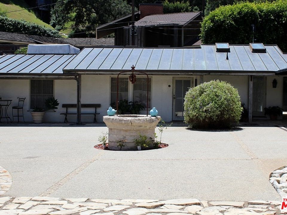 1st image of 13224 Old Oak Ln